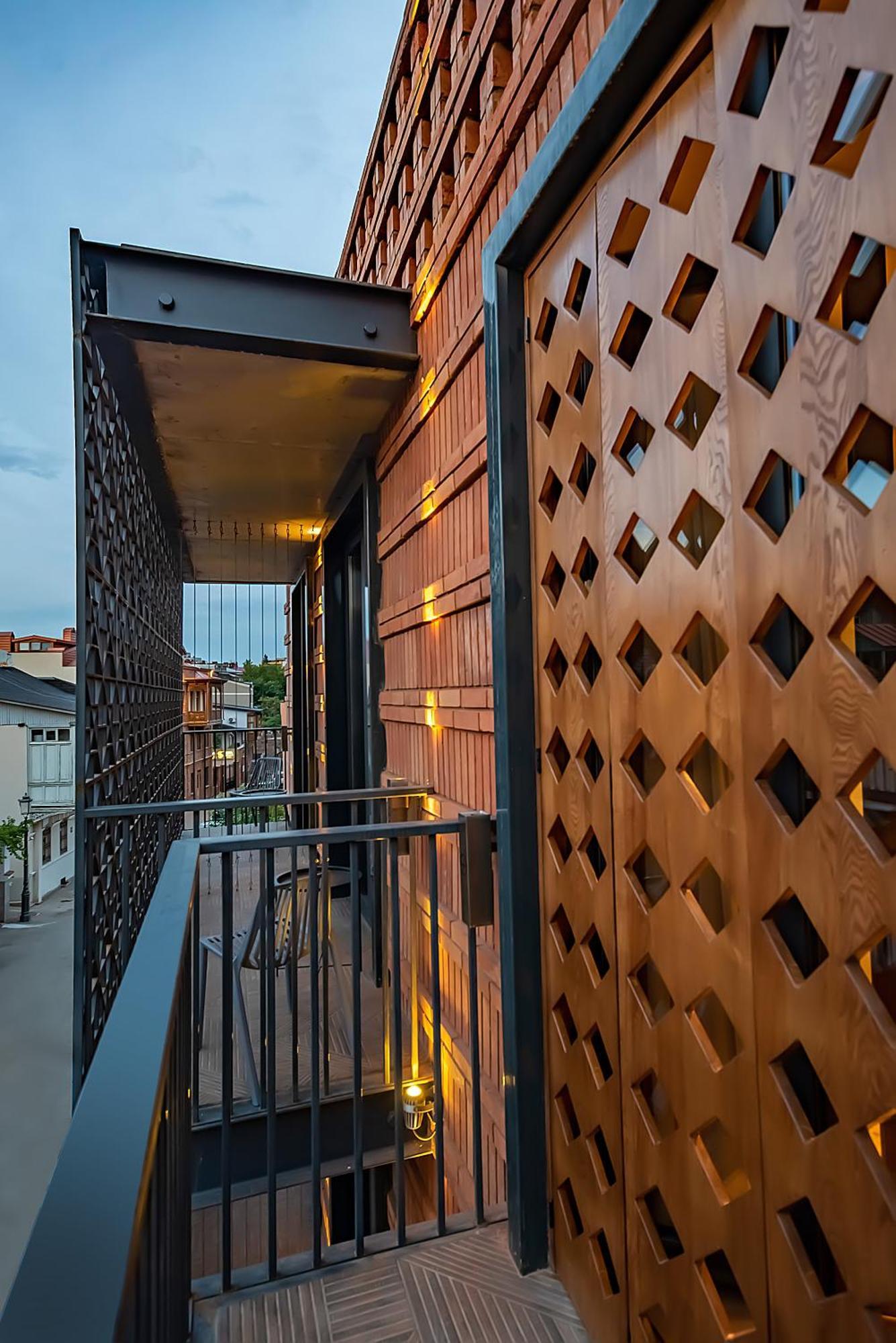 Sandali Metekhi Boutique Hotel Tbilisi Exterior photo