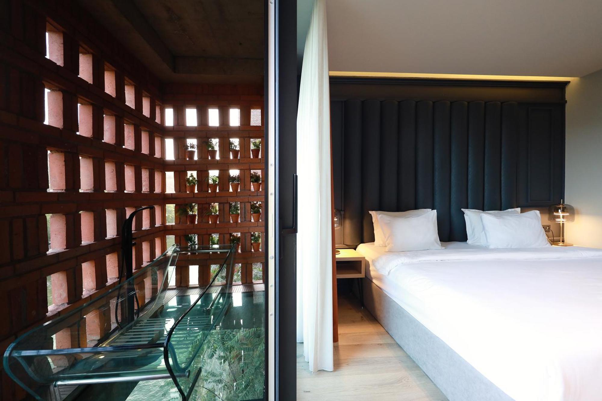 Sandali Metekhi Boutique Hotel Tbilisi Exterior photo